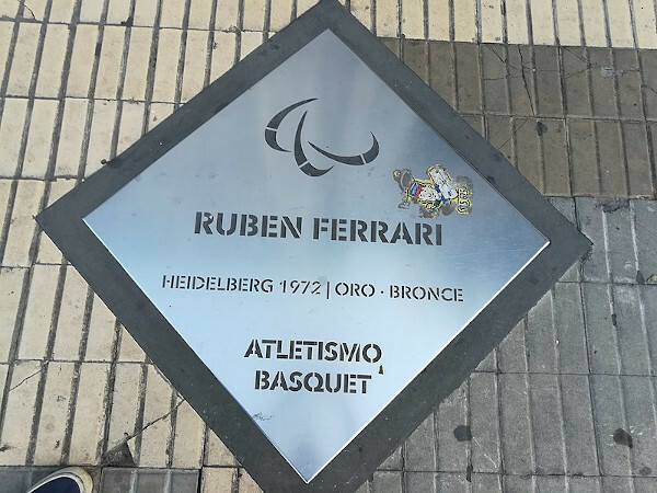 Rubén Ferrari - Atletismo y Basquet